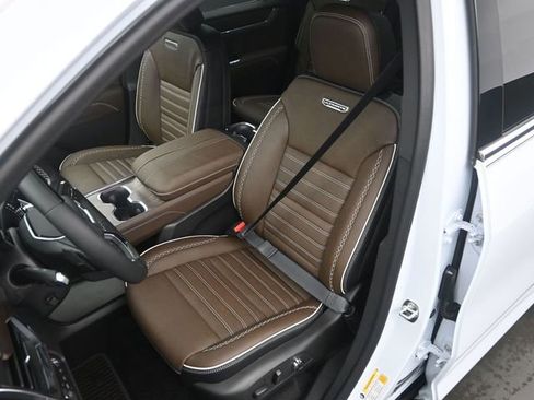 New 2026 GMC Acadia Denali Ultimate image 11