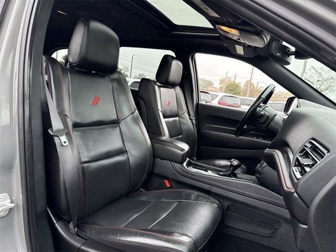 Used 2024 Dodge Durango GT image 31