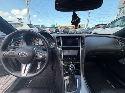 Used 2022 INFINITI Q60 3.0t Luxe w/ Cargo Package RWD image 15