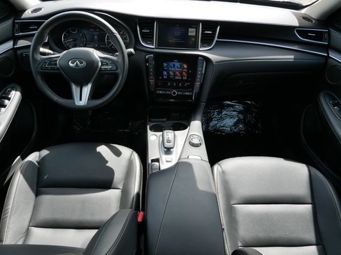 Used 2025 INFINITI QX50 Luxe AWD/4WD image 8
