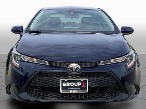 Used 2022 Toyota Corolla LE w/ LE Convenience Package FWD image 4