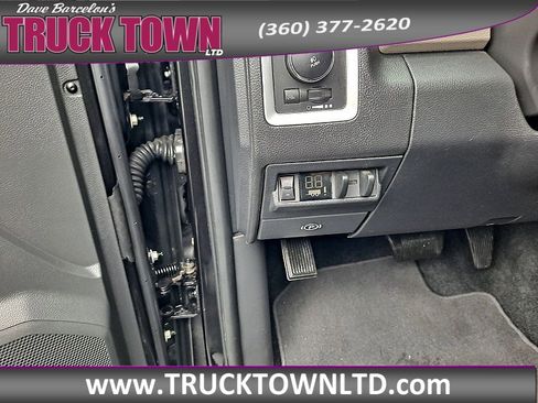 Used 2011 RAM 1500 Big Horn image 16