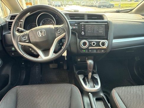 Used 2018 Honda Fit Sport image 7