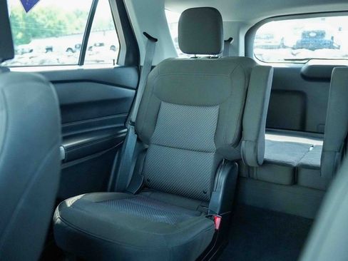 Certified 2023 Ford Explorer XLT AWD/4WD image 35