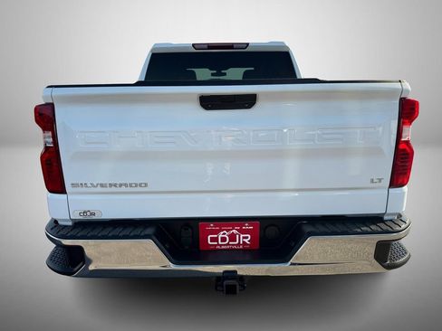 Used 2022 Chevrolet Silverado 1500 LT AWD/4WD image 7