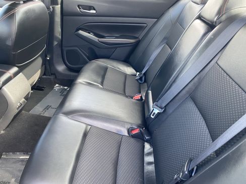 Used 2025 Nissan Altima 2.5 SR image 13