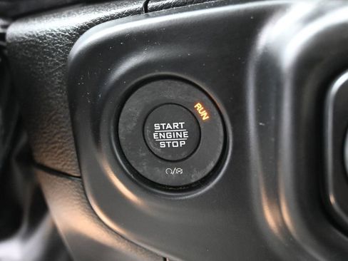 Used 2023 Jeep Wrangler Unlimited Sahara w/ Cold Weather Group AWD/4WD image 28