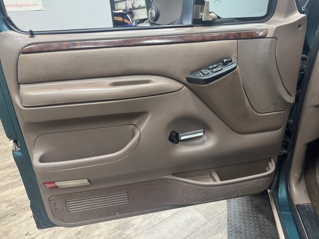 Used 1996 Ford Bronco AWD/4WD image 15