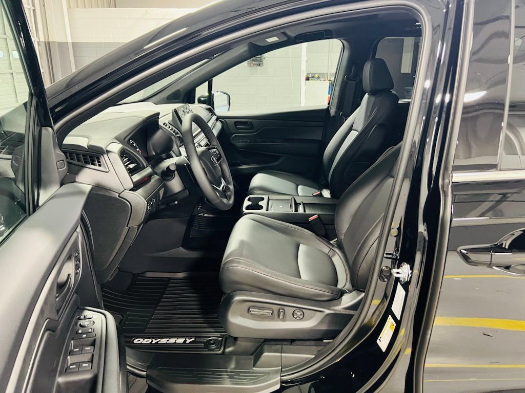 New 2026 Honda Odyssey Sport-L image 23