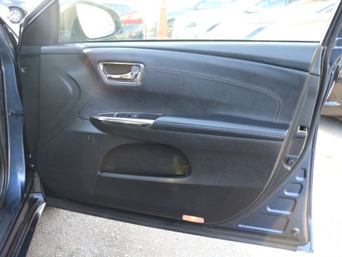 Used 2016 Toyota Avalon XLE Premium image 42