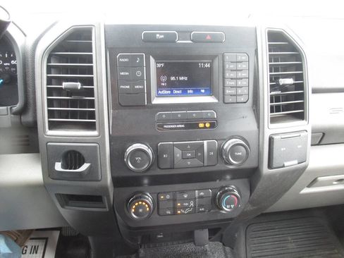 Used 2019 Ford F250 XL w/ Power Equipment Group image 22