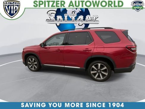 Used 2025 Honda Pilot Touring image 6