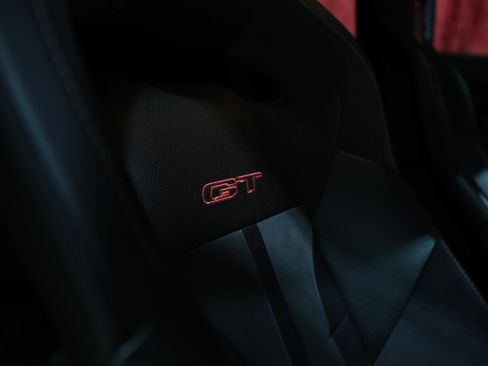 Used 2020 Lotus Evora image 24