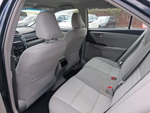 Used 2017 Toyota Camry LE image 15