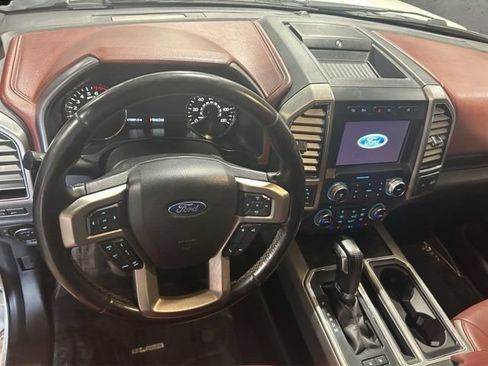 Used 2018 Ford F150 Platinum w/ Equipment Group 701A Luxury AWD/4WD image 2