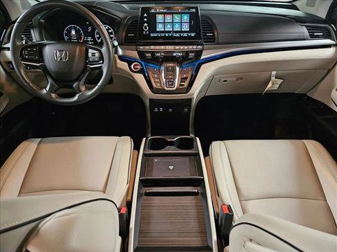 Used 2025 Honda Odyssey Touring image 19