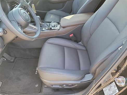Certified 2025 MAZDA CX-30 2.5 Turbo w/ Premium Package image 25