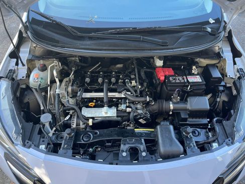 Used 2025 Nissan Versa SV image 28