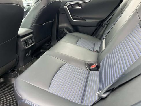 Used 2022 Toyota RAV4 XSE image 21