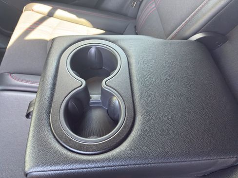 Used 2023 Chevrolet Equinox RS FWD image 39