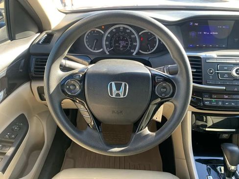Used 2016 Honda Accord LX image 13