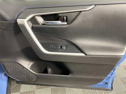 Used 2022 Toyota RAV4 XSE image 26