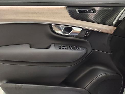 New 2026 Volvo XC90 B6 Plus w/ Protection Package Premier image 24