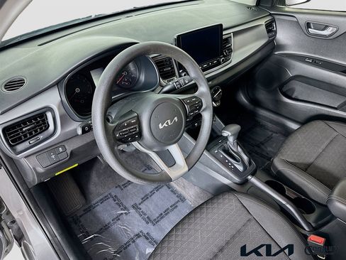 Used 2023 Kia Rio S image 9