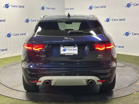 Used 2019 Jaguar F-PACE S image 4