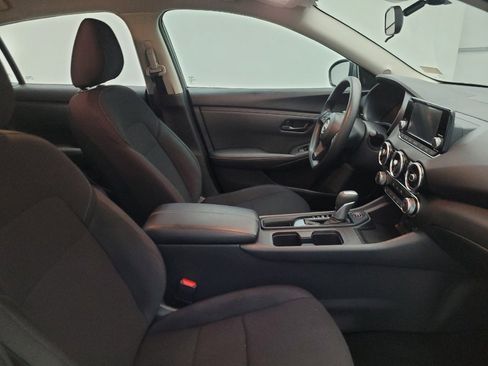 Used 2025 Nissan Sentra S FWD image 21