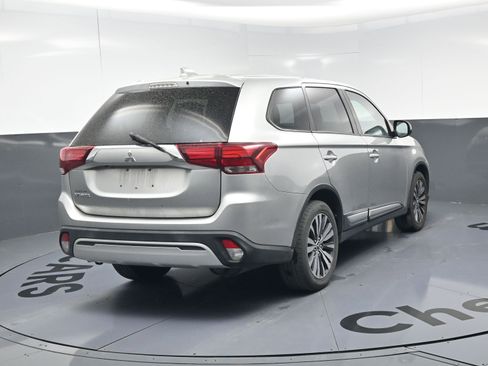 Used 2020 Mitsubishi Outlander ES image 9