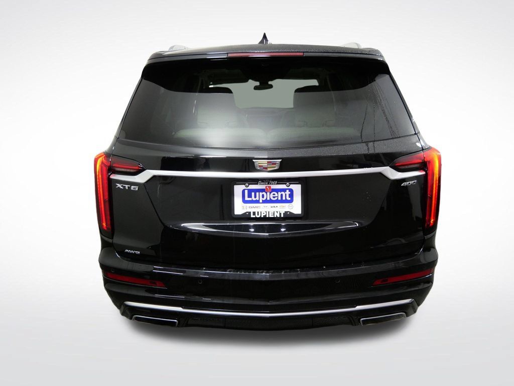 Used 2023 Cadillac XT6 Premium Luxury AWD/4WD image 4