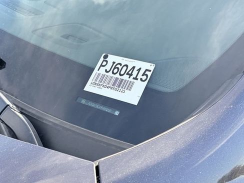 Used 2023 Chevrolet Suburban Premier image 34