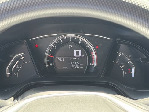 Used 2018 Honda Civic LX image 9