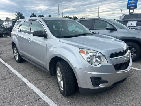 Used 2011 Chevrolet Equinox LS FWD image 3