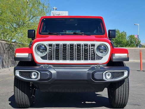 New 2026 Jeep Wrangler Unlimited Sahara w/ Whitecap Package AWD/4WD image 4