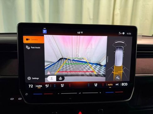 New 2025 Volkswagen ID. Buzz Pro S image 23