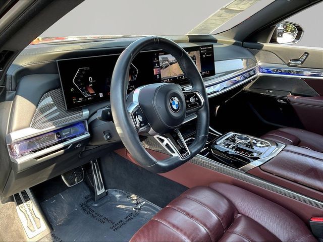 Used 2023 BMW 740i RWD image 17