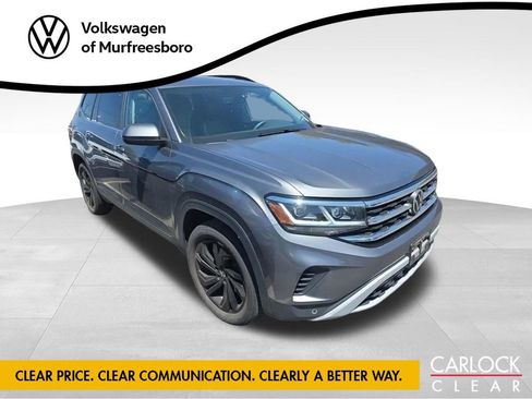 Used 2022 Volkswagen Atlas SE w/ Panoramic Sunroof Package AWD/4WD image 3