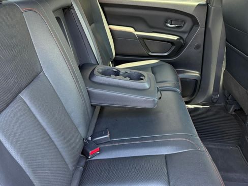 Used 2023 Nissan Titan PRO-4X w/ Pro-4x Convenience Package AWD/4WD image 31