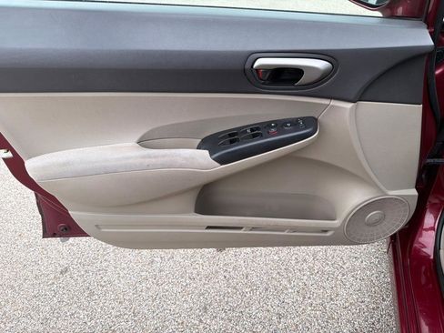 Used 2010 Honda Civic LX image 13