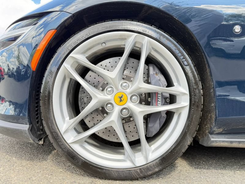 Used 2024 Ferrari Roma RWD image 33