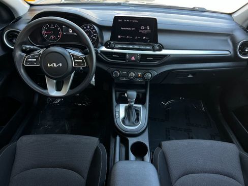 Used 2024 Kia Forte LXS image 4