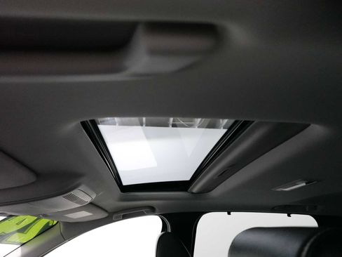 Used 2024 MAZDA CX-90 3.3 Turbo w/ Preferred Plus image 23