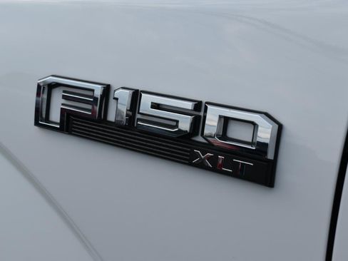 Used 2020 Ford F150 XLT w/ Equipment Group 302A Luxury AWD/4WD image 44