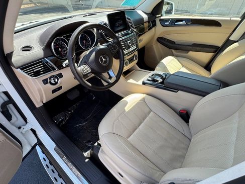Used 2019 Mercedes-Benz GLS 450 4MATIC image 15