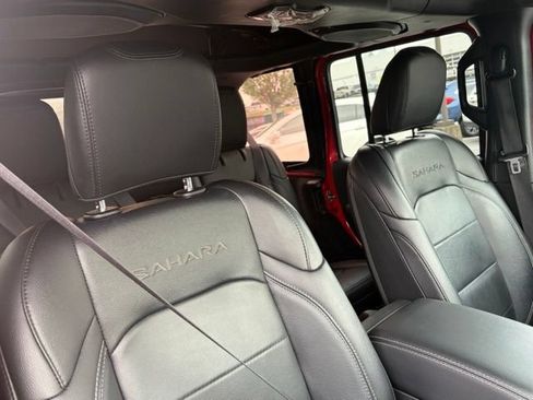 Used 2023 Jeep Wrangler Unlimited Sahara w/ Safety Group AWD/4WD image 30