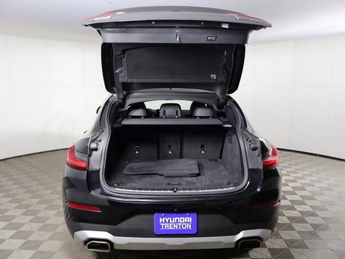 Used 2023 BMW X4 xDrive30i w/ Convenience Package image 15
