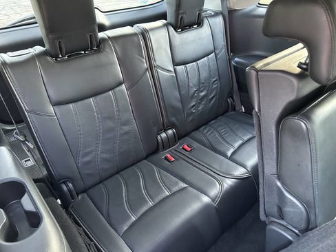 Used 2013 INFINITI JX35 AWD w/ Premium Pkg image 35