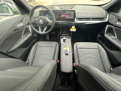 New 2026 BMW X1 xDrive28i w/ Technology Package image 6